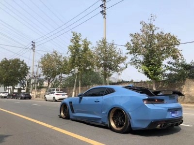 【案例】雪佛兰科迈罗改装AIRBFT空气悬挂低姿态 完美变身