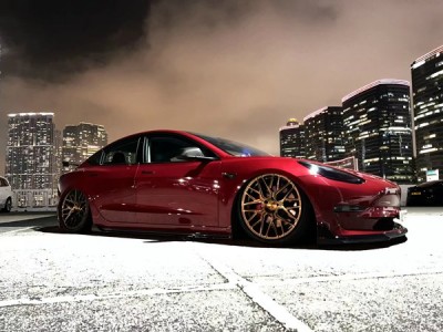 “裕血魔神”特斯拉改装AIRBFT空气悬挂案例