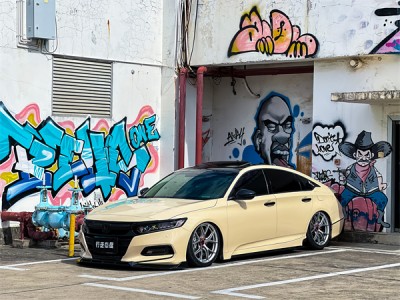 “棕榈米色”十代雅阁改装AIRBFT空气悬挂案例