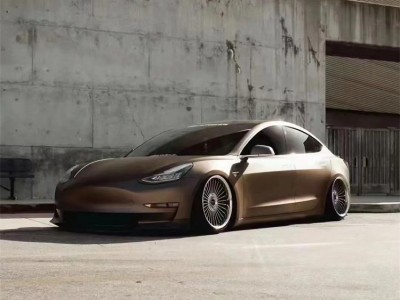 风格不一 特斯拉model3改装AIRBFT空气悬挂案例