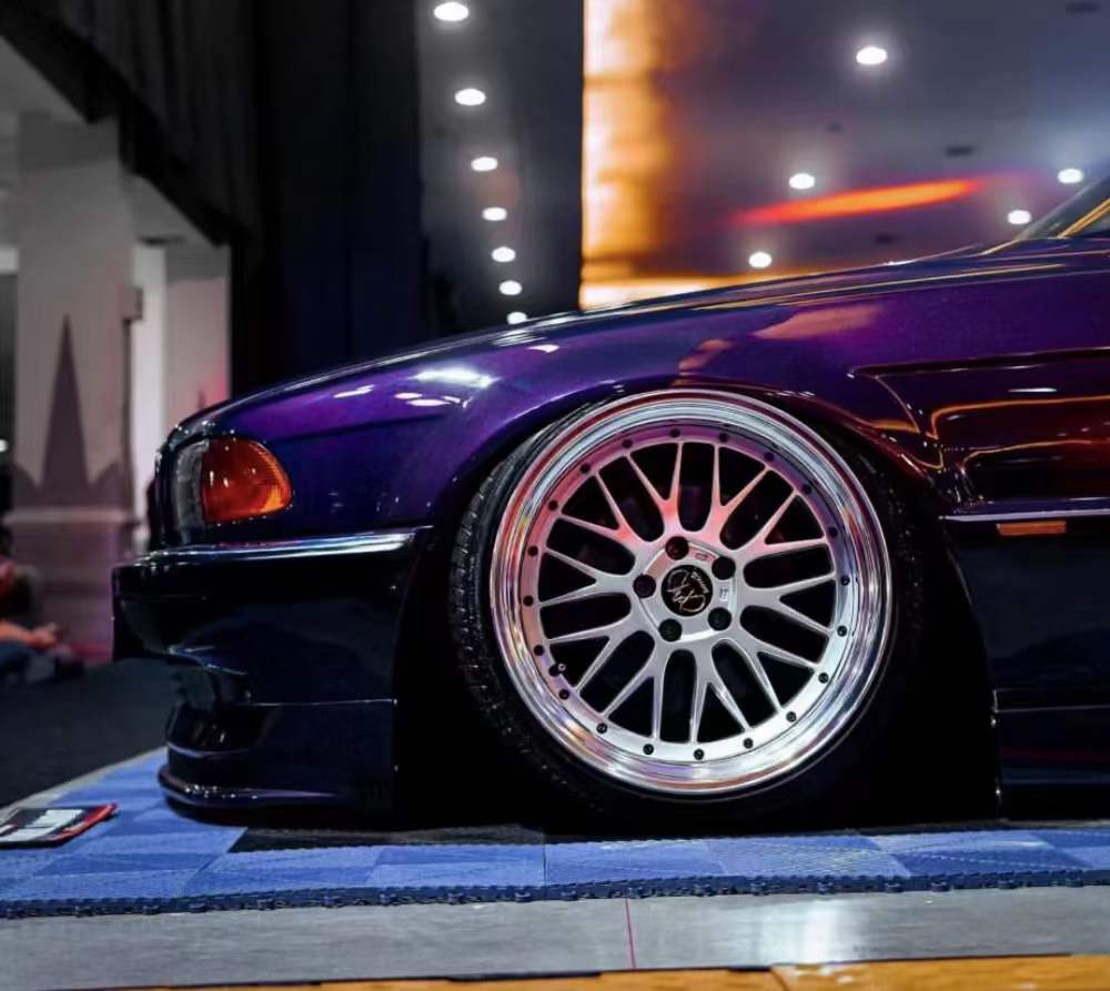 宝马E32改装AIRBFT气动避震案例