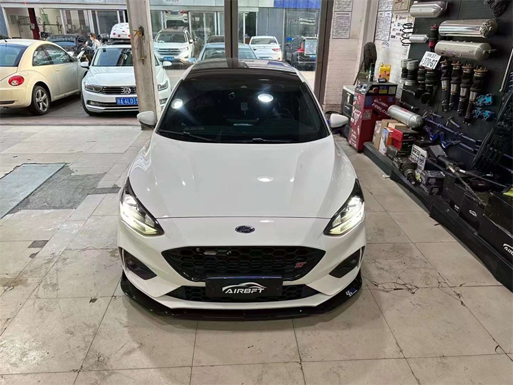 福特福克斯改装AIRBFT气动避震案例