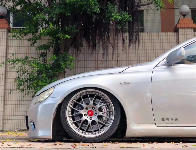 丰田锐志改装AIRBFT气动避震姿态风格